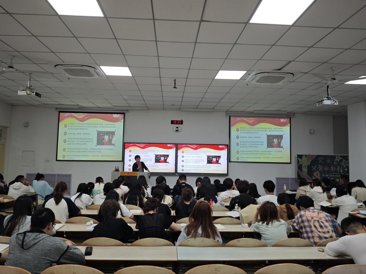 说明: 34b2afb59946e5f05b26669cb9cc1cc